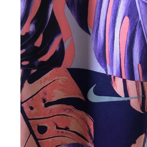 Nike DRI-FIT Women’s Fast Runway Print Crop Running Tights Leggings Size S - Picture 3 of 6